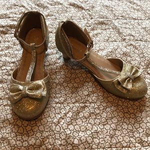 Girls T Strap Kitten Heel sparkle shoe